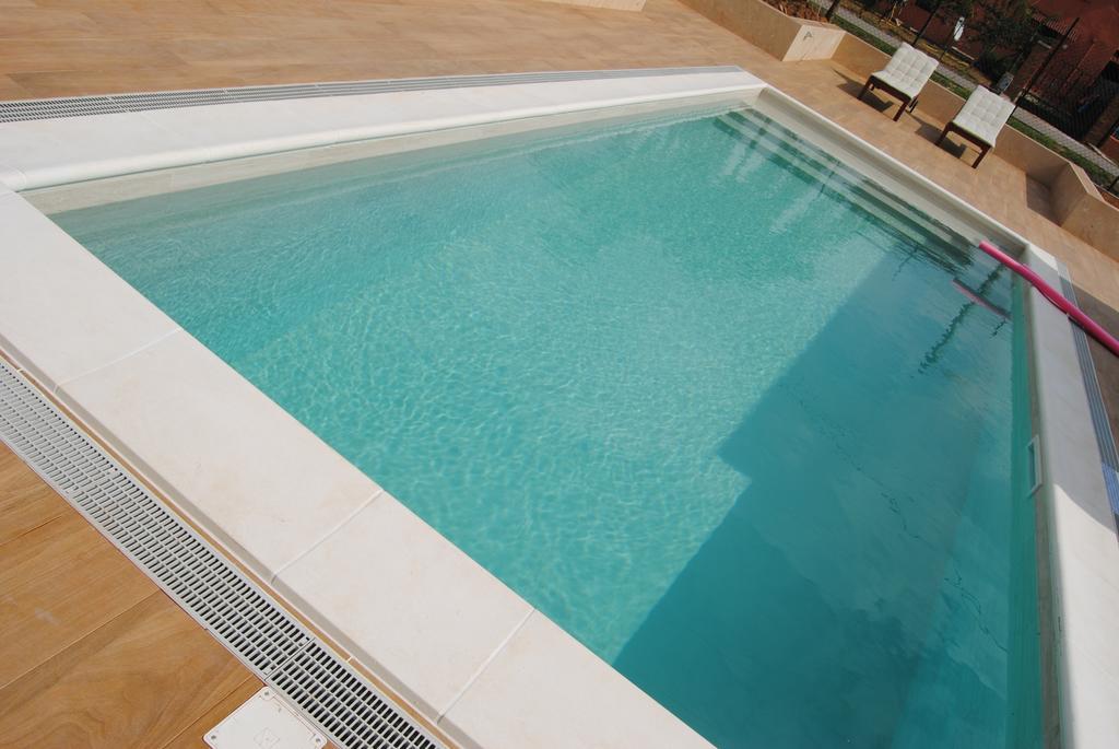 B&B La Gatta Sul Tetto Borgo san Donato  Exterior photo