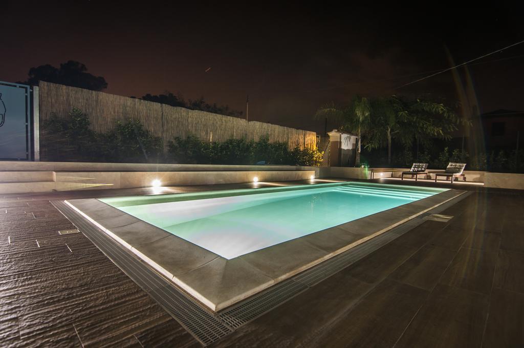 B&B La Gatta Sul Tetto Borgo san Donato  Exterior photo